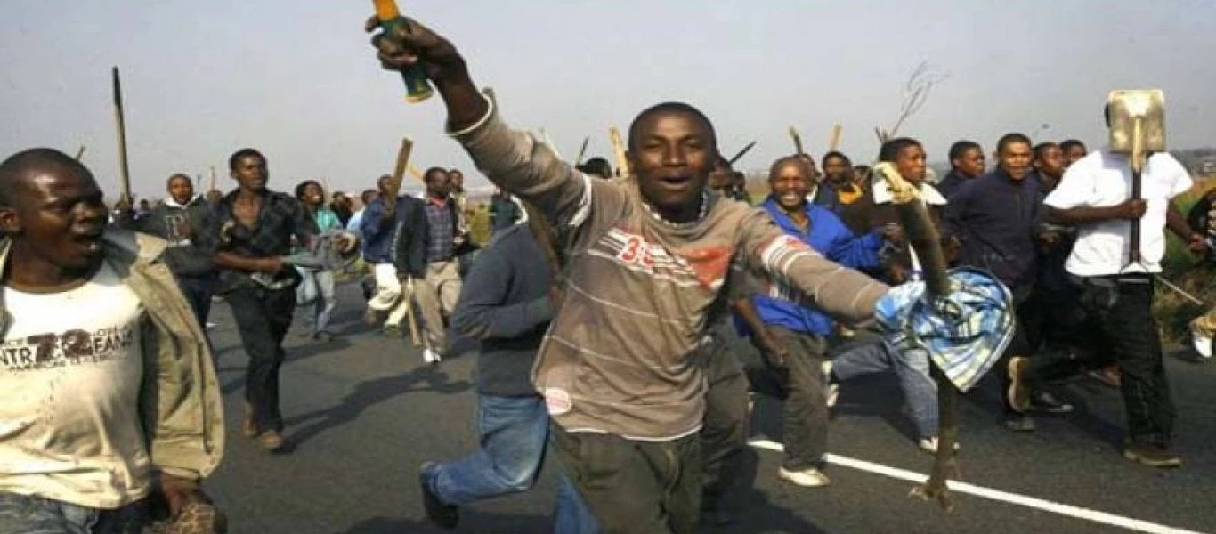 Σάμος: Κύκλωμα γιατρών και νοσηλευτών έβγαζε πλαστές γνωματεύσεις σε παράνομους μετανάστες